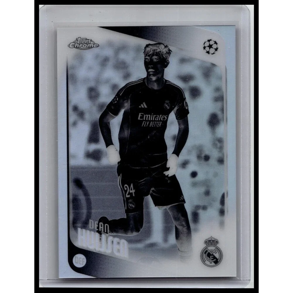 2025-26 Topps Chrome UEFA Dean Huijsen #39 Real Madrid CF Negative Refractor